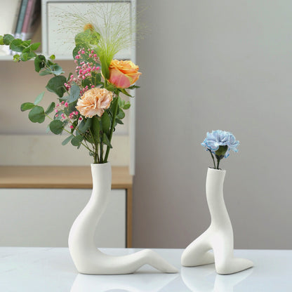 KIT GIZMO Ceramic Vase Minimalist Human Flower Arrangement